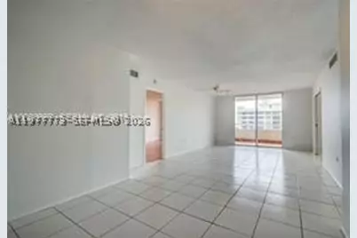 5555 Collins #15W, Miami Beach, FL 33140 - Photo 13