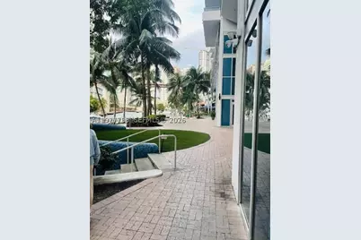 185 SW 7th #1605, Miami, FL 33130 - Photo 17
