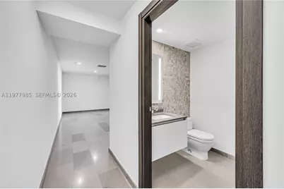 88 SW 7th #806, Miami, FL 33130 - Photo 27