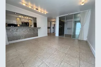 1340 Lincoln #705, Miami Beach, FL 33139 - Photo 7