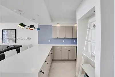 6917 Collins #915, Miami Beach, FL 33141 - Photo 7