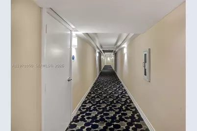 6917 Collins #915, Miami Beach, FL 33141 - Photo 27