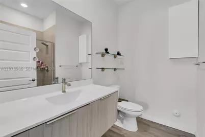 7925 NW 104th #28, Doral, FL 33178 - Photo 23