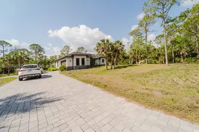 398 35th Ave NW, Naples, FL 34120 - Photo 3