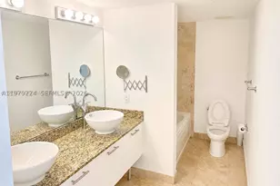 41 SE 5th, Miami, FL 33131 - Photo 5