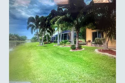 803 Vista Meadows, Weston, FL 33327 - Photo 3