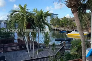 2661 NE 164th, North Miami Beach, FL 33160 - Photo 15