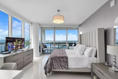 6899 Collins #2403, Miami Beach, FL 33141 - Photo 13