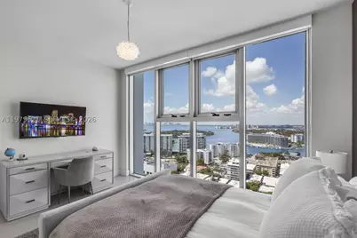 6899 Collins #2403, Miami Beach, FL 33141 - Photo 11