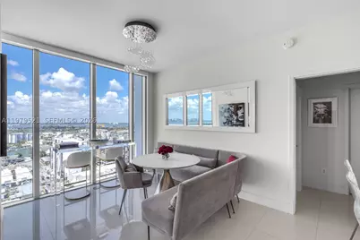 6899 Collins #2403, Miami Beach, FL 33141 - Photo 5
