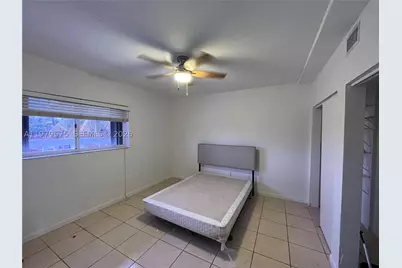1185 Marseille #309, Miami Beach, FL 33141 - Photo 7