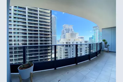 1000 Brickell #3807, Miami, FL 33131 - Photo 3