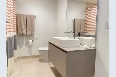 1000 Brickell #3807, Miami, FL 33131 - Photo 5