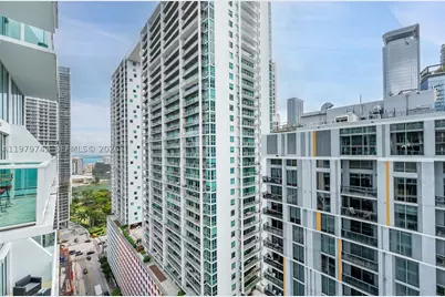 41 SE 5th #1508, Miami, FL 33131 - Photo 3