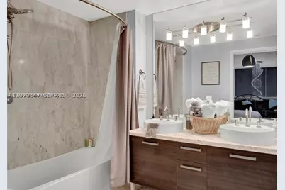 244 Biscayne #440, Miami, FL 33132 - Photo 17