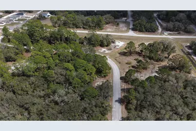 500 Caribbean, Poinciana, FL 34759 - Photo 11