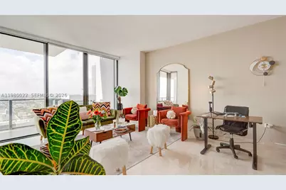 88 SW 7th #2706, Miami, FL 33130 - Photo 3