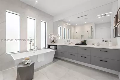 2500 Middle River, Fort Lauderdale, FL 33305 - Photo 27