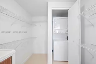60 SW 13th, Miami, FL 33130 - Photo 23