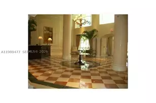 19900 E Country Club, Aventura, FL 33180 - Photo 7