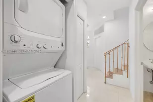 18450 NE 30th, Aventura, FL 33160 - Photo 9