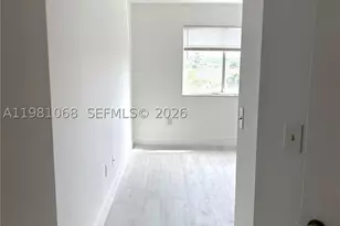 15231 SW 80th, Miami, FL 33193 - Photo 11