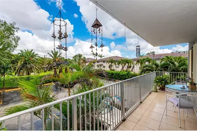 7403 SW 82nd #212N, Miami, FL 33143 - Photo 1