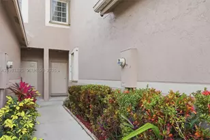 2066 Madeira, Weston, FL 33327 - Photo 5