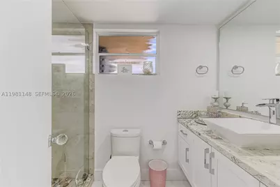 8101 Byron #509, Miami Beach, FL 33141 - Photo 9