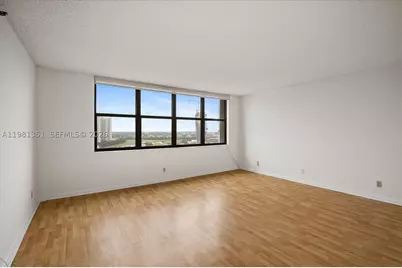 300 Three Islands #516, Hallandale Beach, FL 33009 - Photo 7