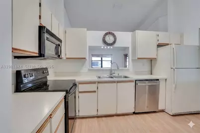 7641 NW 99th, Tamarac, FL 33321 - Photo 11