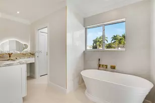 4460 NE 25th, Lighthouse Point, FL 33064 - Photo 23