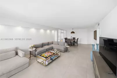 5750 Collins #4F, Miami Beach, FL 33140 - Photo 9