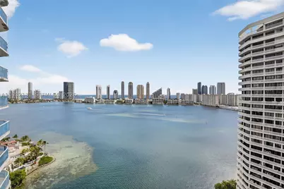 4000 Island #2301, Aventura, FL 33160 - Photo 9