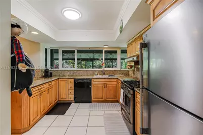 11541 SW 100th, Miami, FL 33176 - Photo 11