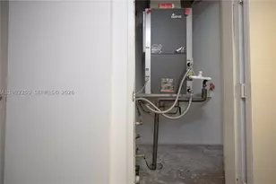 350 S Miami, Miami, FL 33130 - Photo 11