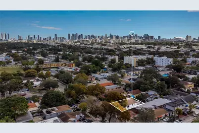 2428 NW 28th #REAR, Miami, FL 33142 - Photo 11