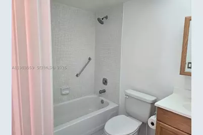 9261 Sunrise Lakes #201, Sunrise, FL 33322 - Photo 37