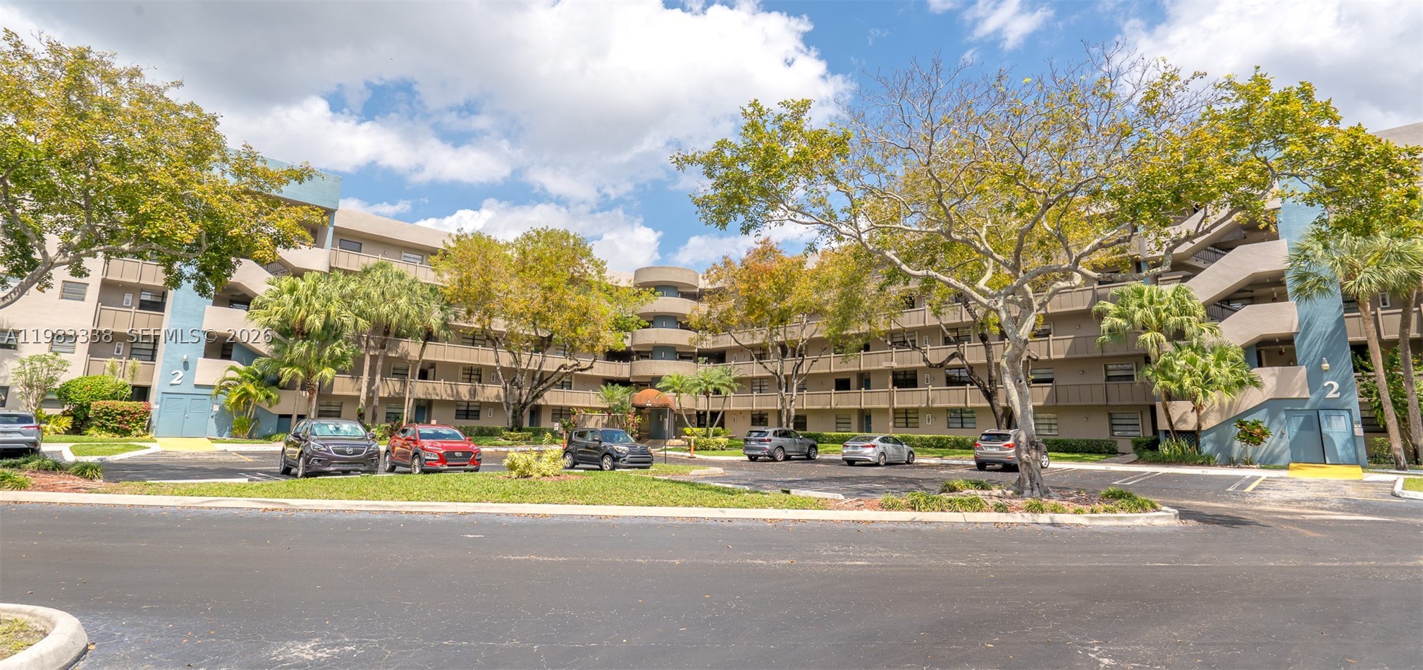 1000 Colony Point #203 main architectural view
