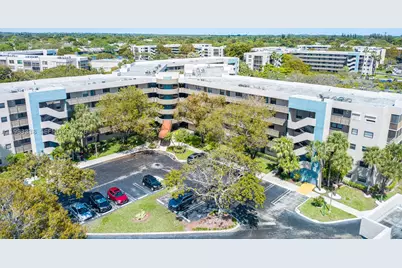 1000 Colony Point #203, Pembroke Pines, FL 33026 - Photo 57