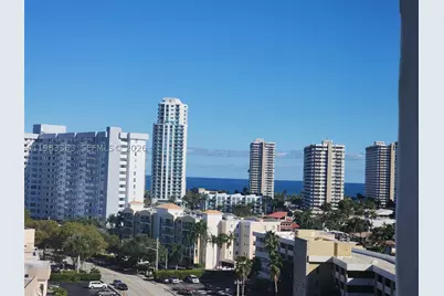 401 Golden Isles #1114, Hallandale Beach, FL 33009 - Photo 31