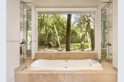 9000 Arvida, Coral Gables, FL 33156 - Photo 29