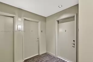 950 Brickell Bay, Miami, FL 33131 - Photo 5