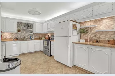 801 Lake Shore #403, Lake Park, FL 33403 - Photo 39