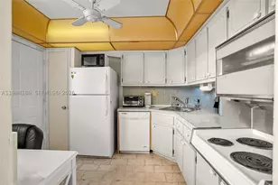 19001 NE 14th, Miami, FL 33179 - Photo 21