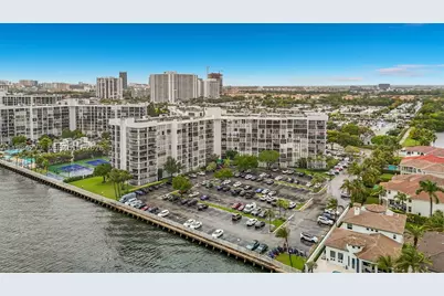 1000 Parkview #121, Hallandale Beach, FL 33009 - Photo 63