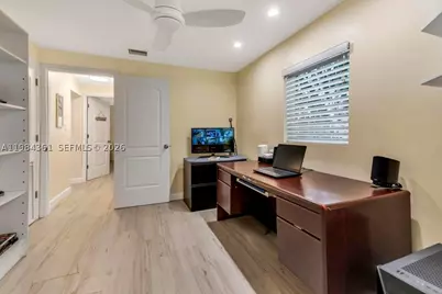222 SW 7th, Dania Beach, FL 33004 - Photo 17