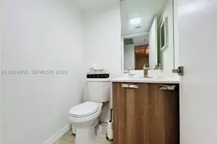 540 Brickell Key, Miami, FL 33131 - Photo 17