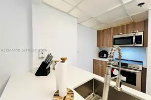 540 Brickell Key, Miami, FL 33131 - Photo 15