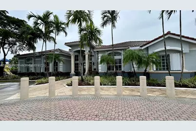 155 NW 96th #2-201, Pembroke Pines, FL 33024 - Photo 3